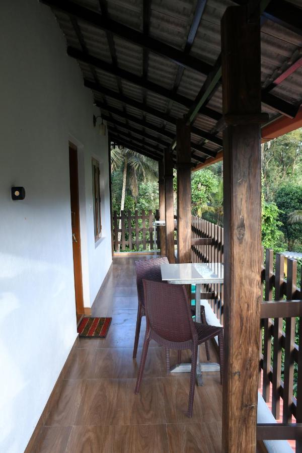 River View Guest House Madikeri Buitenkant foto